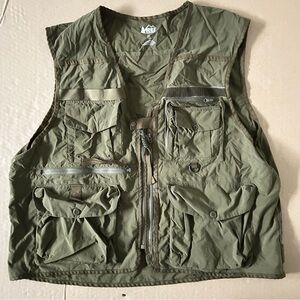REl Co-op Savanna Trails Fishing Travel Vest Hunting Utility Safari Photography